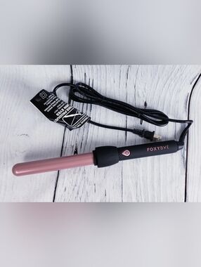 FOXYBAE Curling Wand